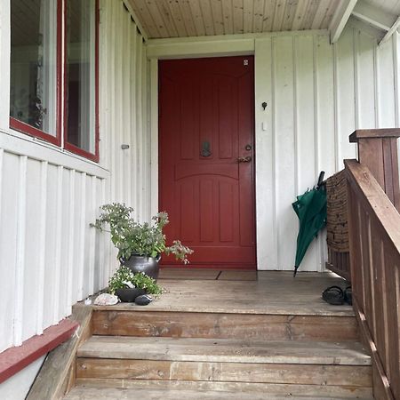 Persgard Laegenhet Oevervaning Kungsbacka Esterno foto