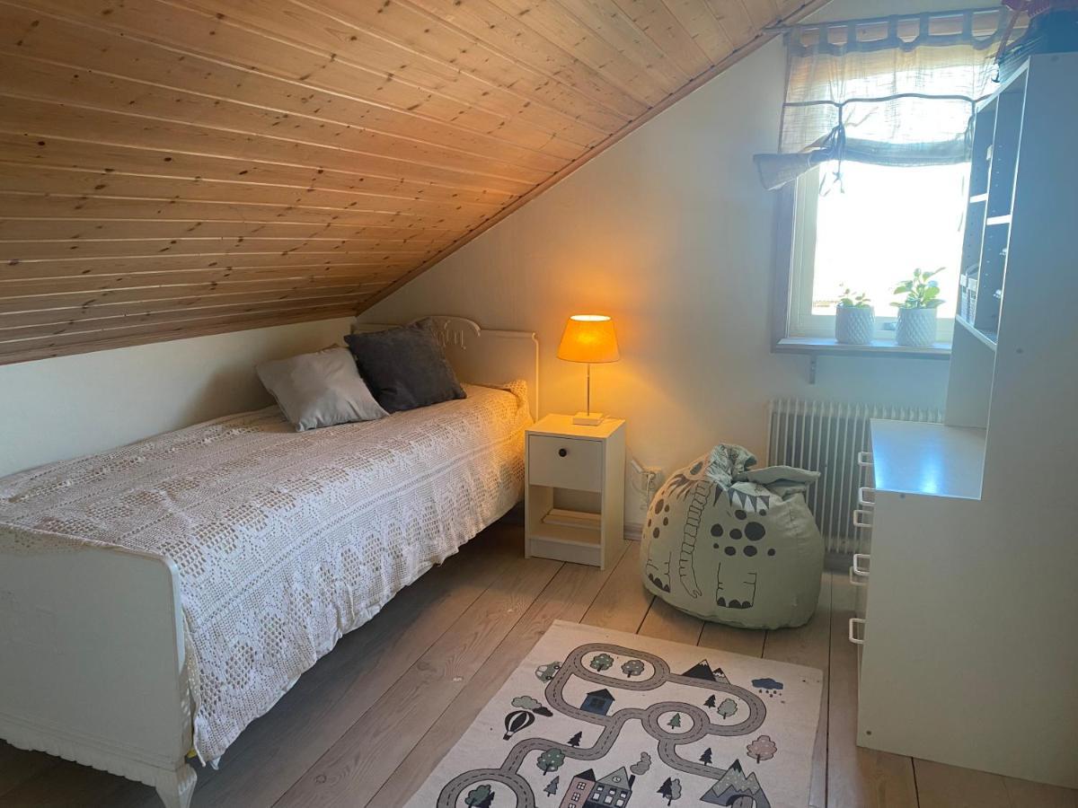 Persgard Laegenhet Oevervaning Kungsbacka Esterno foto