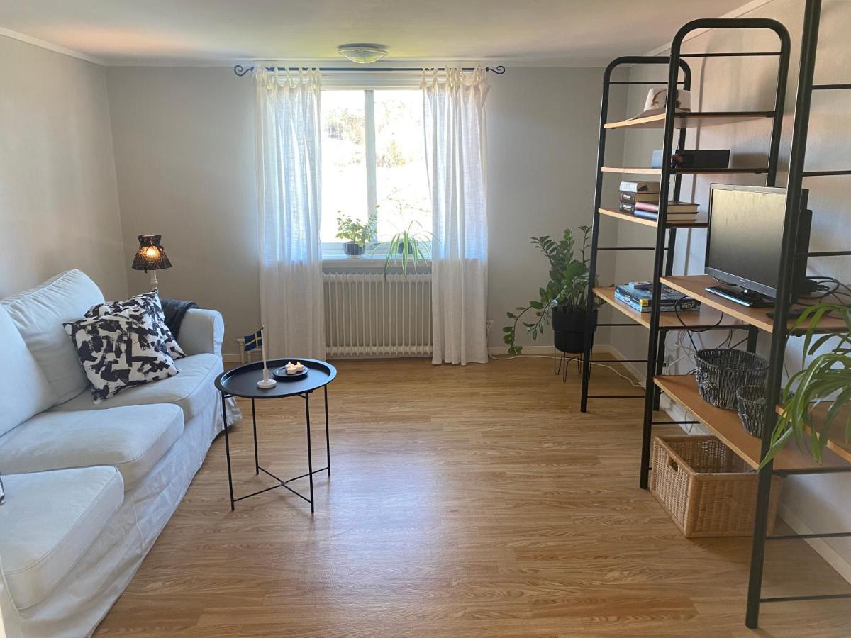 Persgard Laegenhet Oevervaning Kungsbacka Esterno foto